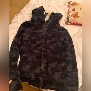 Lululemon Scuba Full Zip.